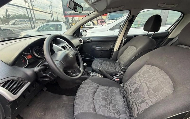 imagem-https://www.socarrao.com.br/sc-vehicle-images-prod/4034008/1790101558540-8308337_10_B_90835b160f.jpeg