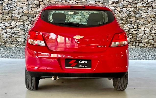 imagem-https://www.socarrao.com.br/sc-vehicle-images-prod/4034094/1790098050277-NmFiMzVlMjUtMzEwZC00NzFmLTliMDQtZmZjMTExYWViNGFiLmpwZw.jpg