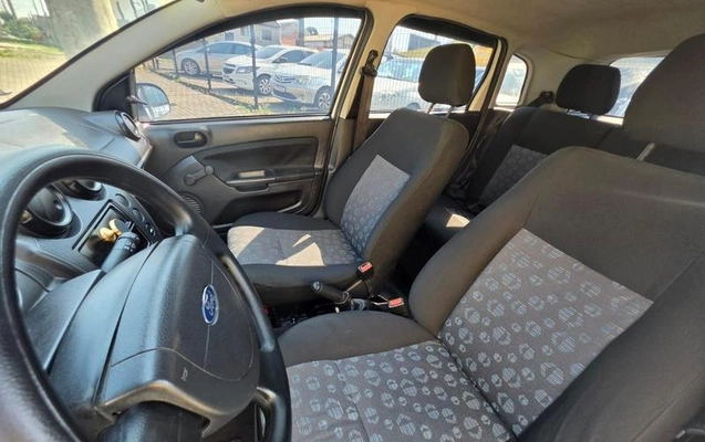imagem-https://www.socarrao.com.br/sc-vehicle-images-prod/4034095/1790098580570-8501532_2_B_f896b2bb73.jpeg