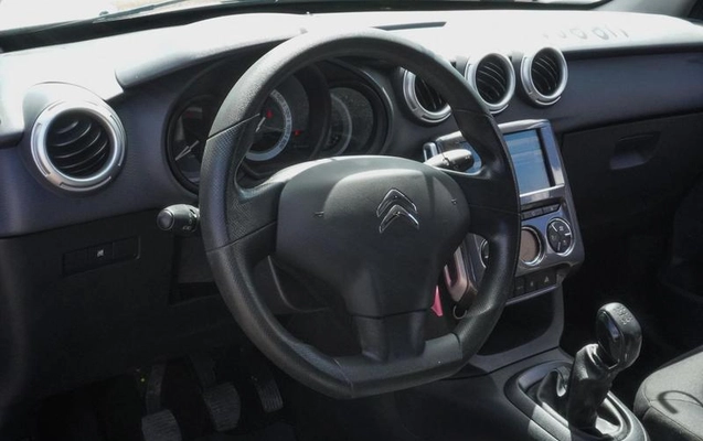 imagem-https://www.socarrao.com.br/sc-vehicle-images-prod/4034157/1790098165922-8424790_15_B_403a2fa0f1.jpeg