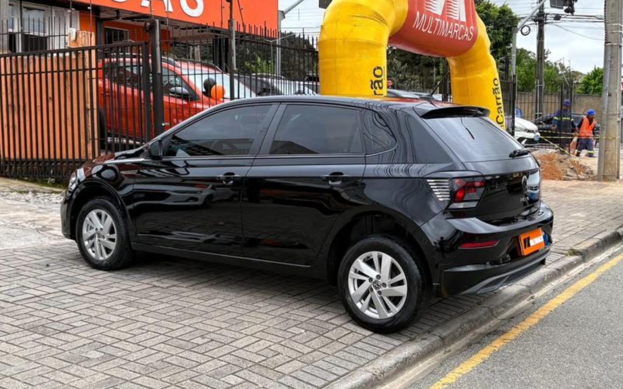 imagem-https://www.socarrao.com.br/sc-vehicle-images-prod/4034174/1790098196310-ODQ5MTU2M18xMl9CXzM0NmFlNWIxODguanBlZw.jpeg