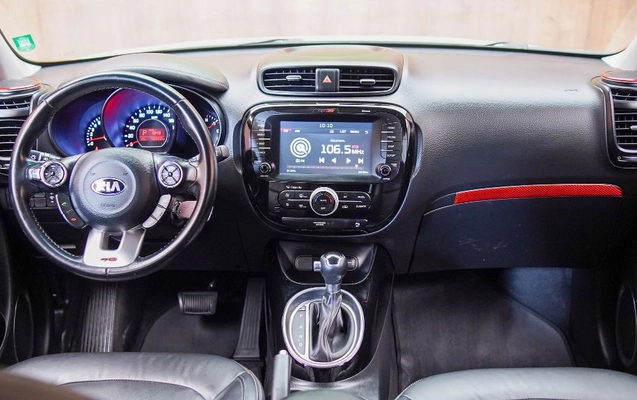 imagem-https://www.socarrao.com.br/sc-vehicle-images-prod/4034203/1790098266012-gb-dfa09bb.jpg
