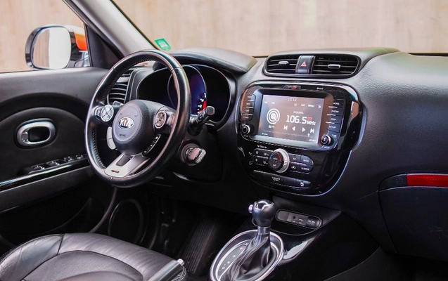 imagem-https://www.socarrao.com.br/sc-vehicle-images-prod/4034203/1790098266016-gb-3fe0f97.jpg