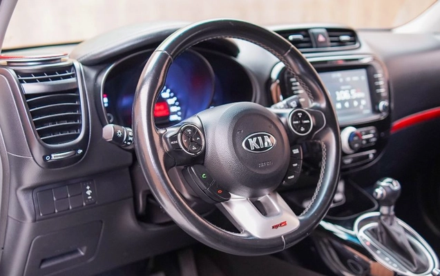 imagem-https://www.socarrao.com.br/sc-vehicle-images-prod/4034203/1790098266019-gb-dc0bcb3.jpg