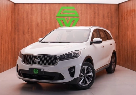 Kia Sorento 2.4 16V 4x2 Aut. 2018 Branco — foto 1 de 3