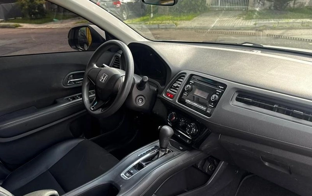 imagem-https://www.socarrao.com.br/sc-vehicle-images-prod/4034314/1790098537181-8302199_8_B_3a42786a11.jpeg