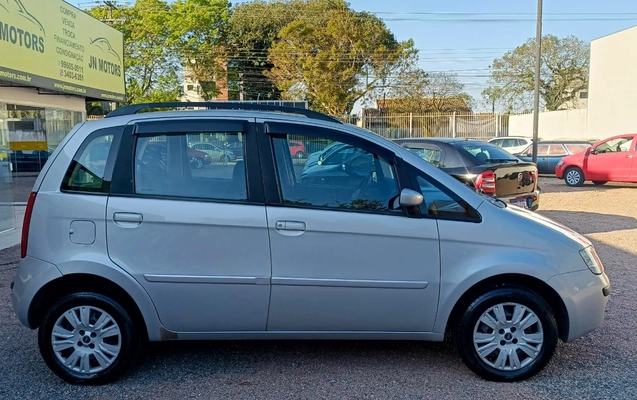 imagem-https://www.socarrao.com.br/sc-vehicle-images-prod/4034334/1790098556145-ZGZkYzc3NzQtMmQ0OC00YzhlLWExNjItZTAwZTZjNDJkZjhjLmpwZw.jpg