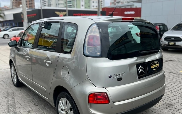 imagem-https://www.socarrao.com.br/sc-vehicle-images-prod/4034359/1790098593553-gb-f4f97d3.jpeg