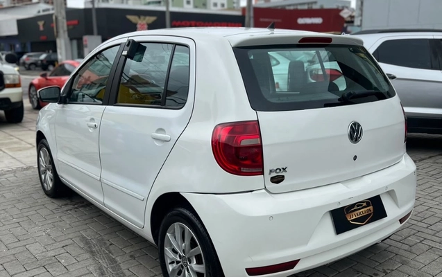 imagem-https://www.socarrao.com.br/sc-vehicle-images-prod/4034385/1790098641309-gb-3d2b5c7.jpeg