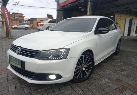Volkswagen Jetta 2013 Branco — foto 1 de 3