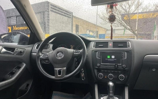imagem-https://www.socarrao.com.br/sc-vehicle-images-prod/4034450/1790098717932-8494427_11_B_55f19488e8.jpeg