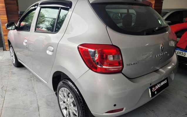 imagem-https://www.socarrao.com.br/sc-vehicle-images-prod/4034468/1790098749603-8488898_5_B_841598aaa9.jpeg