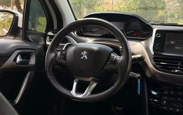 imagem-https://www.socarrao.com.br/sc-vehicle-images-prod/4034490/1790098782000-8500769_6_B_df714446e9.jpeg
