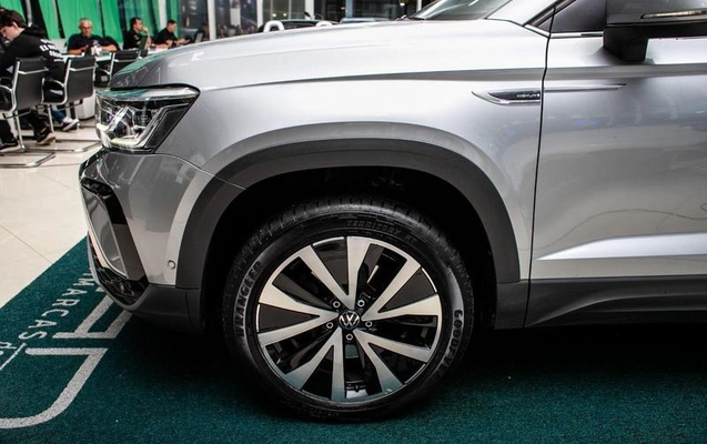 imagem-https://www.socarrao.com.br/sc-vehicle-images-prod/4034548/1790172938930-8501642_4_B_d53cca1edc.jpeg