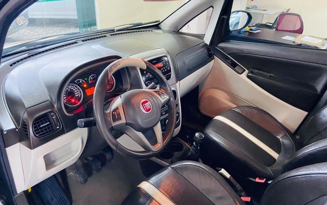 imagem-https://www.socarrao.com.br/sc-vehicle-images-prod/4034552/1790098916302-8448326_3_B_cf8bc24044.jpeg