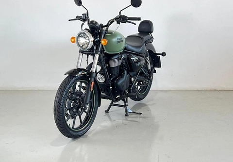 Royal Enfield Meteor 350 Fireball 2025 Verde — foto 1 de 3