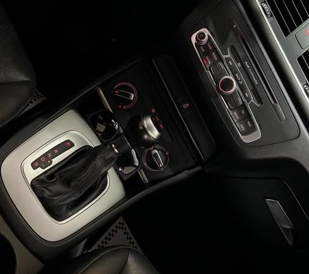 imagem-https://www.socarrao.com.br/sc-vehicle-images-prod/4034577/1790365736441-8374559_12_B_17b9c5e99b.jpeg