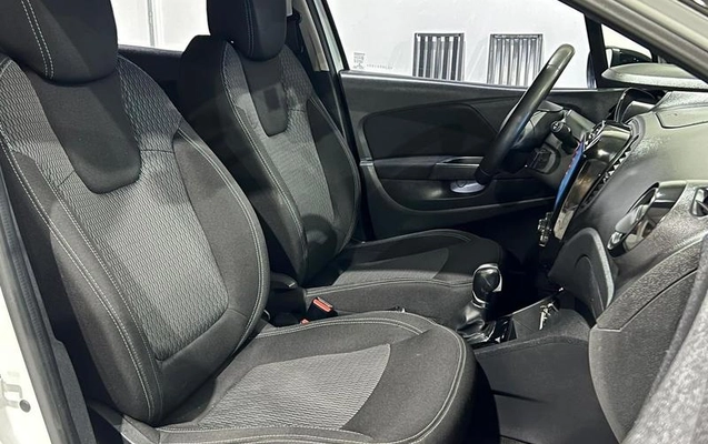 imagem-https://www.socarrao.com.br/sc-vehicle-images-prod/4034606/1790099082810-8454766_6_B_b61c9d8ad2.jpeg