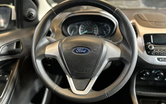 imagem-https://www.socarrao.com.br/sc-vehicle-images-prod/4034657/1790099114538-6_043639.jpg