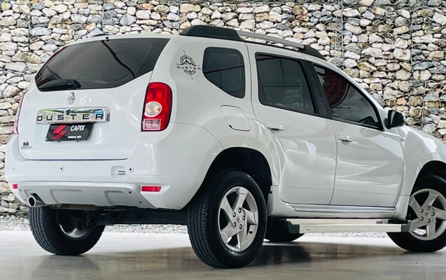 imagem-https://www.socarrao.com.br/sc-vehicle-images-prod/4034951/1790099667258-MGZjMjFjMTktOTJjMi00ZDUzLWFkYzMtNGRhNDk3ZWU3NGNlLkpQRw.JPG