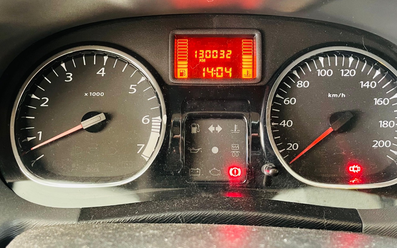 imagem-https://www.socarrao.com.br/sc-vehicle-images-prod/4034951/1790099669347-NGY3YmEyNWMtNDE3MS00YmI2LTk4YjAtYzVmNTcyMTNjNjcyLkpQRw.JPG