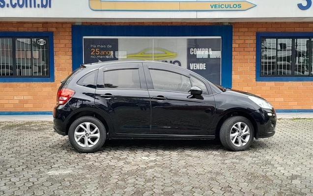 imagem-https://www.socarrao.com.br/sc-vehicle-images-prod/4035016/1791479404076-8408368_0_B_9908d677b3.jpeg