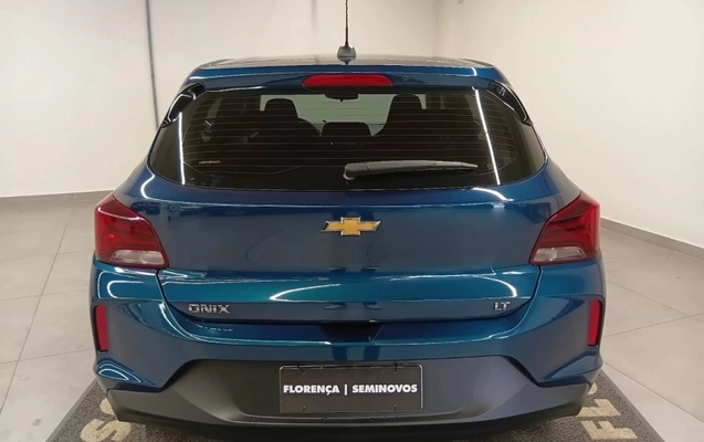 imagem-https://www.socarrao.com.br/sc-vehicle-images-prod/4035018/1790099877040-am2kAgQpDygb7wO2nBvOxIe0sfLyvTJY.jpg