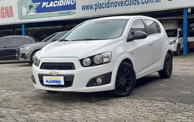 imagem-https://www.socarrao.com.br/sc-vehicle-images-prod/4035091/1790100329106-8494473_6_B_7f9191f6e7.jpeg