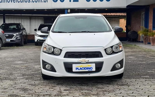imagem-https://www.socarrao.com.br/sc-vehicle-images-prod/4035091/1790100329115-8494473_11_B_c0e851f776.jpeg