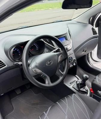 imagem-https://www.socarrao.com.br/sc-vehicle-images-prod/4035163/1790171507354-8501750_8_B_316a37959d.jpeg