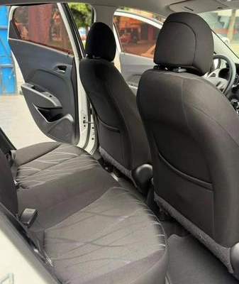 imagem-https://www.socarrao.com.br/sc-vehicle-images-prod/4035163/1790171507360-8501750_2_B_50b4fd69c7.jpeg