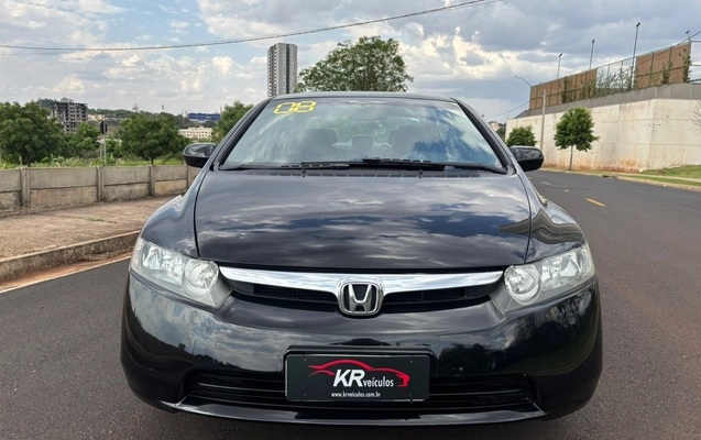 imagem-https://www.socarrao.com.br/sc-vehicle-images-prod/4035383/1790100682742-115cb09670b54942bb9fd7fd5e21ae95_1790014948523.jpg