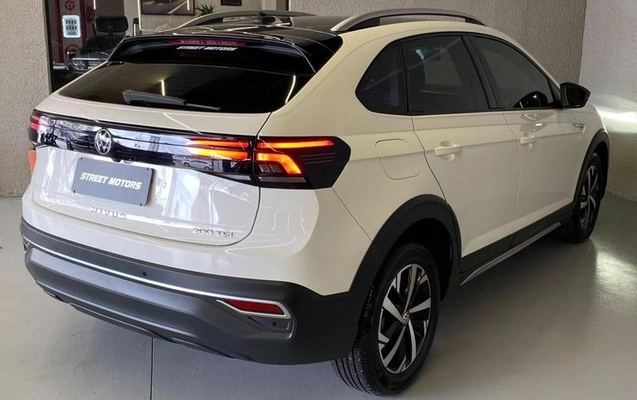 imagem-https://www.socarrao.com.br/sc-vehicle-images-prod/4035425/1790371669384-8485836_5_B_18ba7e9e8a.jpeg