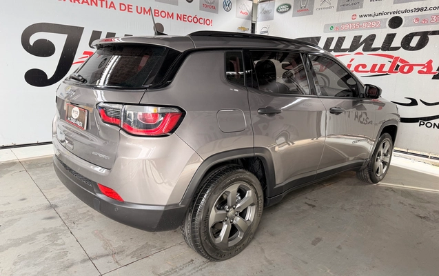 imagem-https://www.socarrao.com.br/sc-vehicle-images-prod/4035583/1790101197607-23f96ec6-a1de-4b75-b26f-207466576efb.jpg