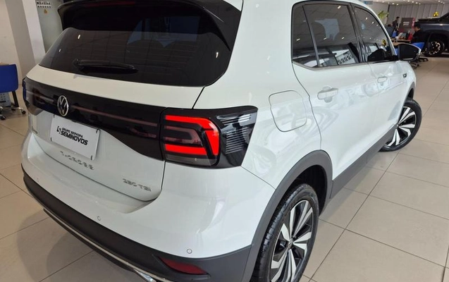 imagem-https://www.socarrao.com.br/sc-vehicle-images-prod/4035584/1790101201659-8495674_16_B_4bbedc1796.jpeg