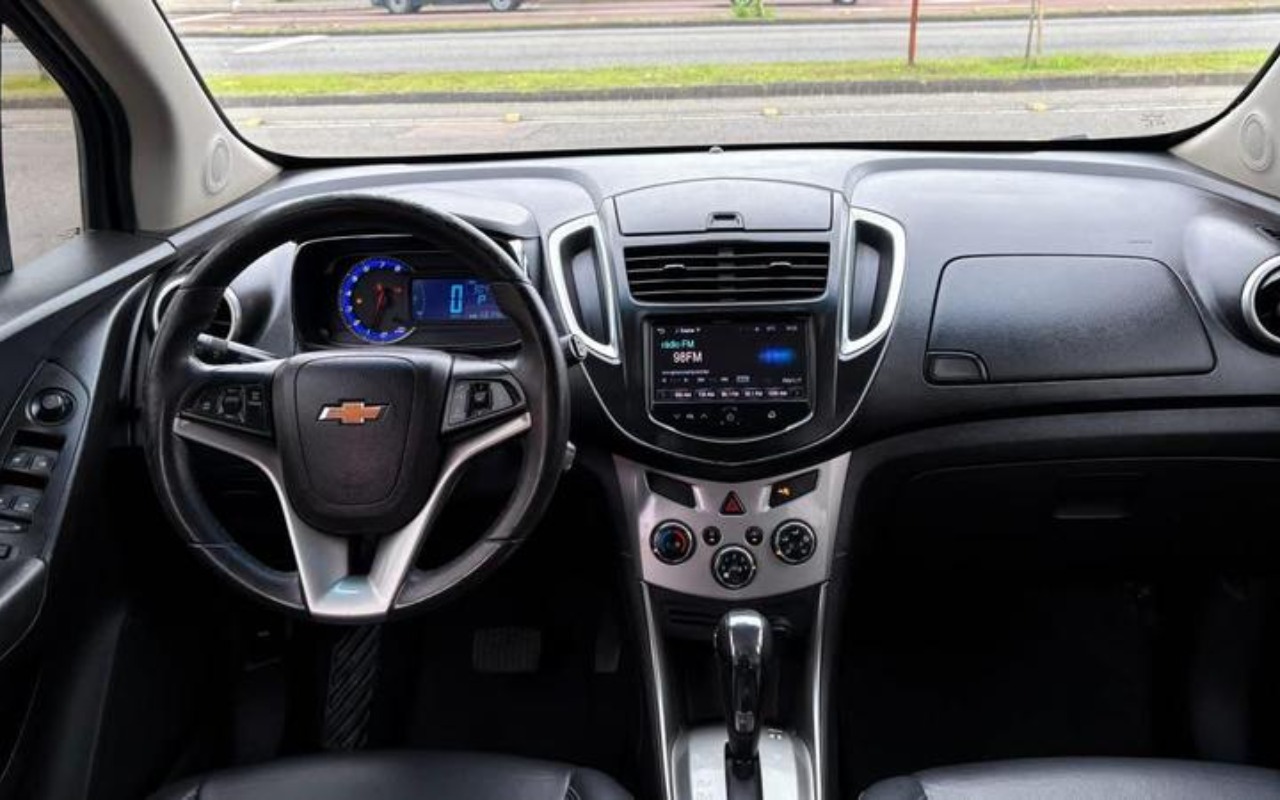 imagem-https://www.socarrao.com.br/sc-vehicle-images-prod/4035604/1790101268712-ODQ4NjQxNF8wX0JfODkwMGE5ZDZhNC5qcGVn.jpeg