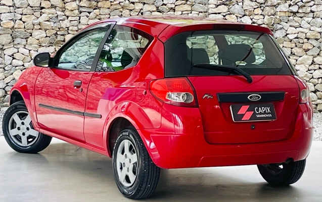 imagem-https://www.socarrao.com.br/sc-vehicle-images-prod/4035634/1790101321478-YTNiOWQ3YzUtNzI2Yy00ZTAzLWIzNjItOTI5MDA5ZTc0OWNkLkpQRw.JPG