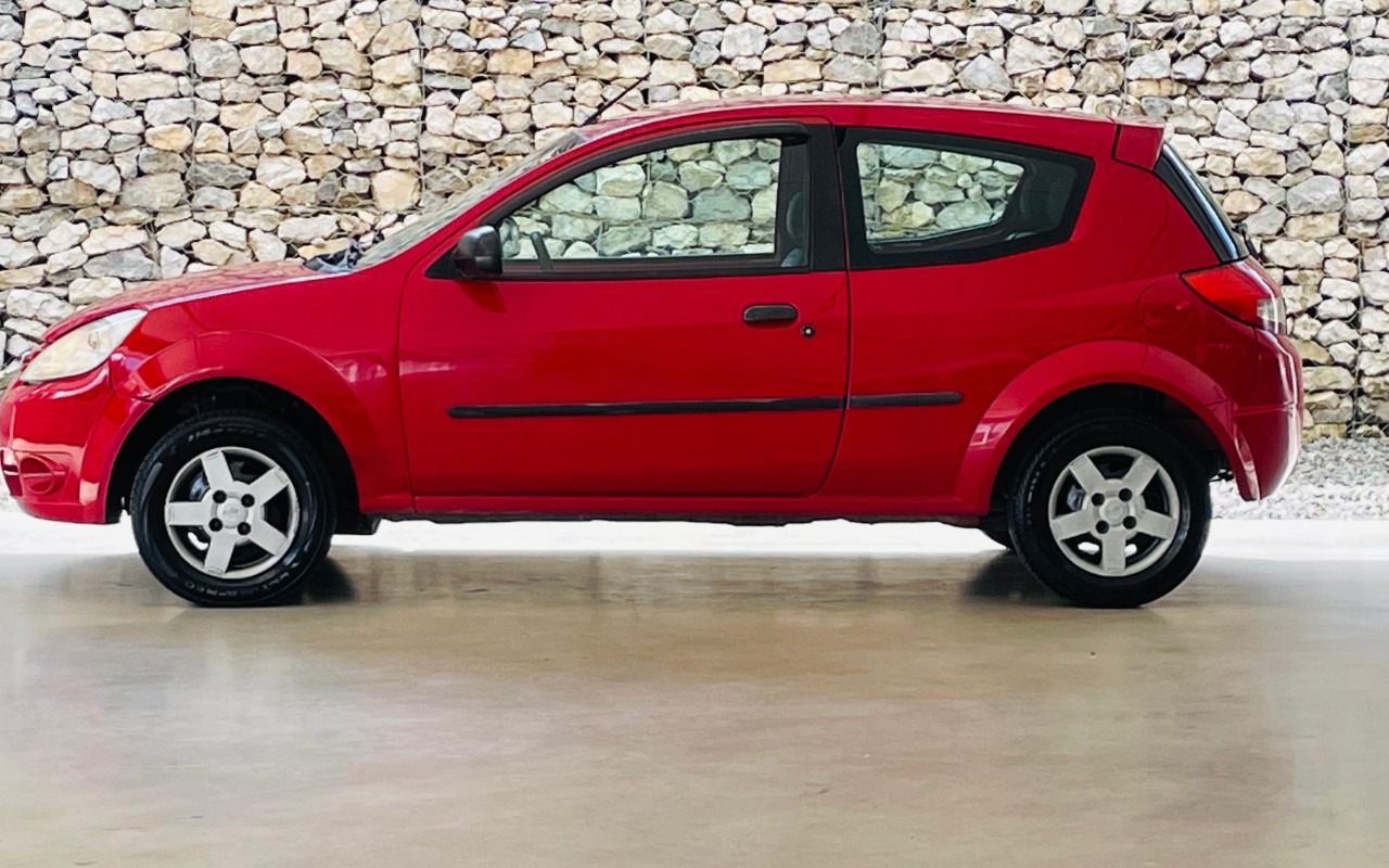 imagem-https://www.socarrao.com.br/sc-vehicle-images-prod/4035634/1790101321971-YzBkNDcyNjMtNTJmZS00NzI5LTk2NzYtMjg1OTA1YjQ5NWE1LkpQRw.JPG