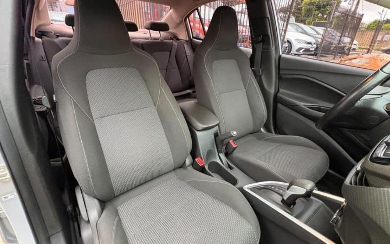 imagem-https://www.socarrao.com.br/sc-vehicle-images-prod/4035844/1790101735215-ODQ5MjM4NV8xMV9CXzRhY2U5ZmJiZTguanBlZw.jpeg