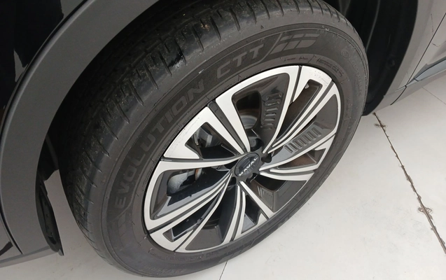 imagem-https://www.socarrao.com.br/sc-vehicle-images-prod/4036141/1790102239936-2_033712.jpg