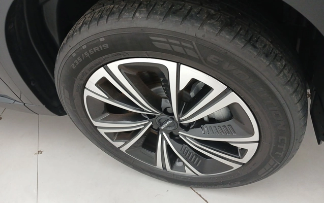 imagem-https://www.socarrao.com.br/sc-vehicle-images-prod/4036141/1790102239939-1_033714.jpg