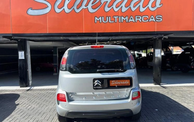 imagem-https://www.socarrao.com.br/sc-vehicle-images-prod/4036146/1790254848497-7854441_8_B_00bb23543c.jpeg