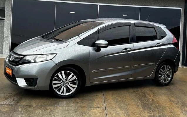 imagem-https://www.socarrao.com.br/sc-vehicle-images-prod/4036150/1790698155760-8090551_1_B_6b974ac1b9.jpeg
