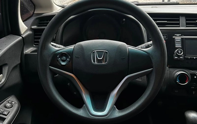 imagem-https://www.socarrao.com.br/sc-vehicle-images-prod/4036150/1790698155768-8090551_5_B_817855101d.jpeg