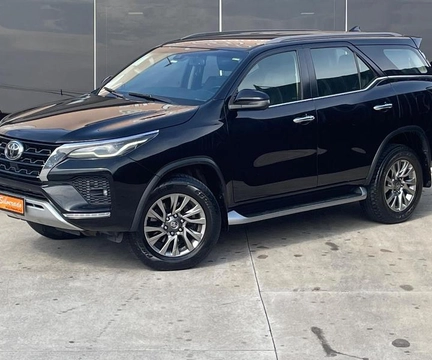 Toyota Hilux CD 4x2 2.4 Diesel 2021 Preto — foto 1 de 3