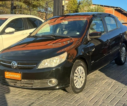 Volkswagen Voyage 1.0 Flex 12V 4p 2010 Preto — foto 1 de 3