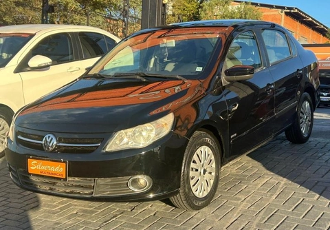 Volkswagen Voyage 1.0 Flex 12V 4p 2010 Preto — foto 1 de 3