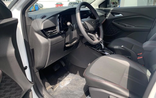 imagem-https://www.socarrao.com.br/sc-vehicle-images-prod/4036178/1790102272037-48dbdd43-0c89-41f6-9ae8-2af0aa817ed420260911151604.jpeg