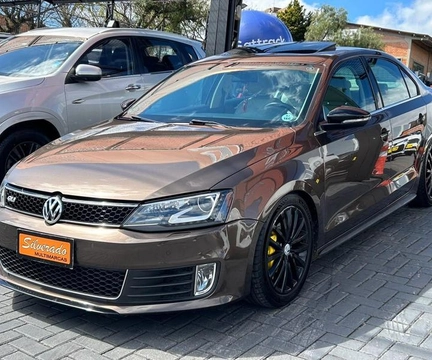 Volkswagen Jetta 2013 Marrom — foto 1 de 3