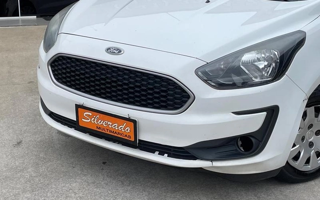 imagem-https://www.socarrao.com.br/sc-vehicle-images-prod/4036231/1790954506809-8486363_1_B_e953352dd3.jpeg